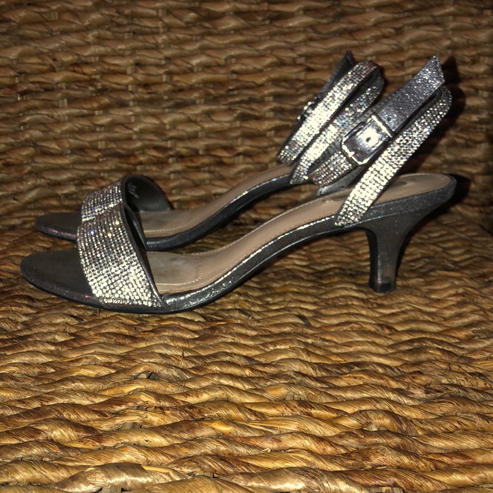 Gray Rhinestone heels - Picture 4 of 5